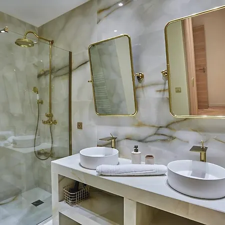 Apartment 3 Bedrooms Center Of By Prestige Paris