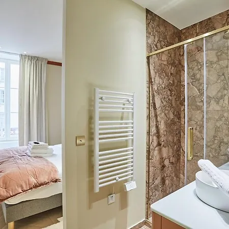Apartment 3 Bedrooms Center Of By Prestige