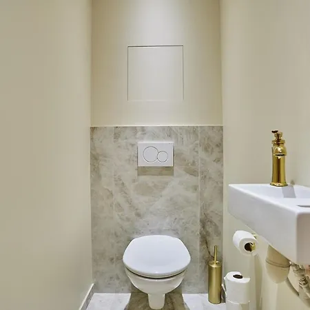 3 Bedrooms Center Of By Prestige *