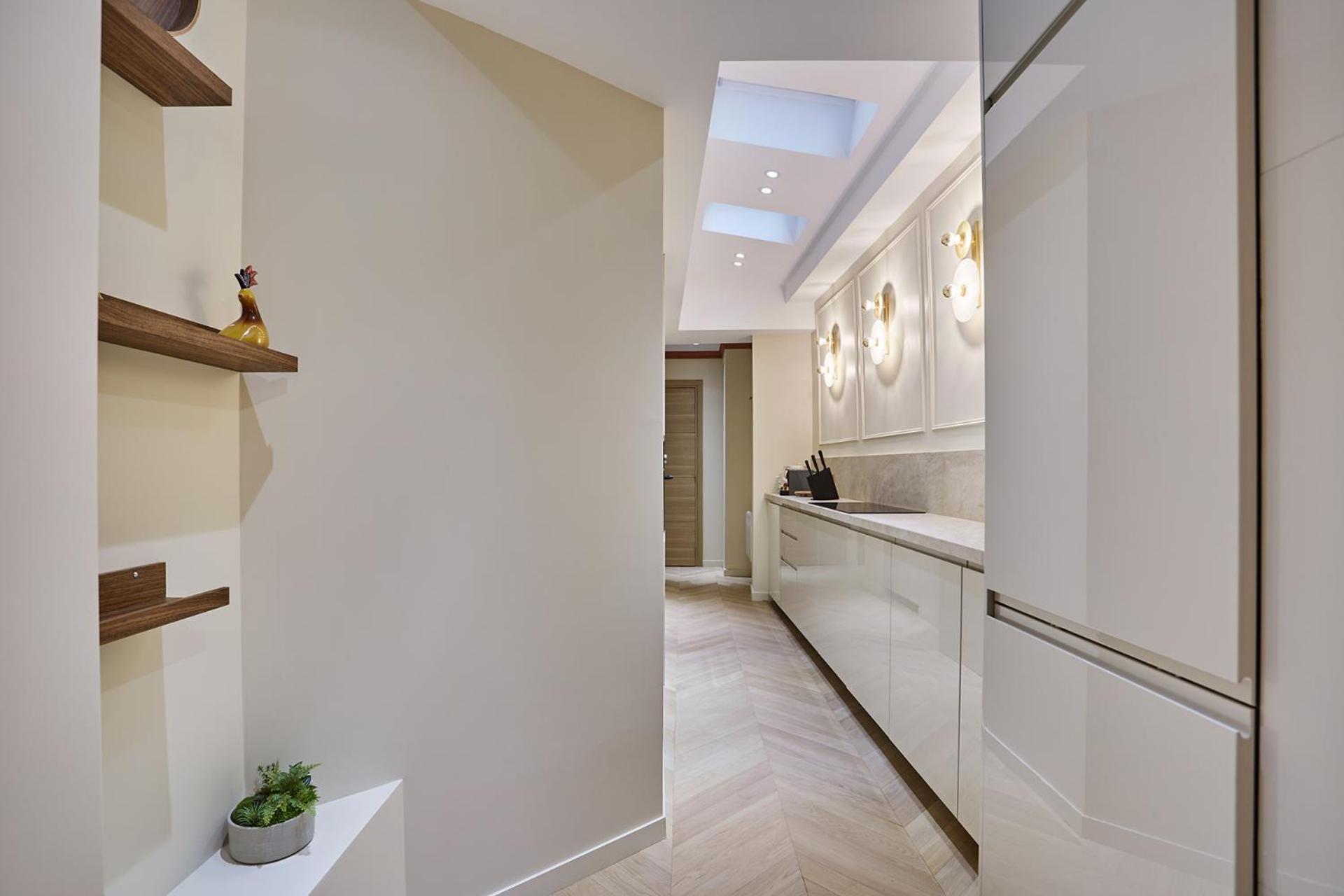 3 Bedrooms Center Of By Prestige Appartamento *
