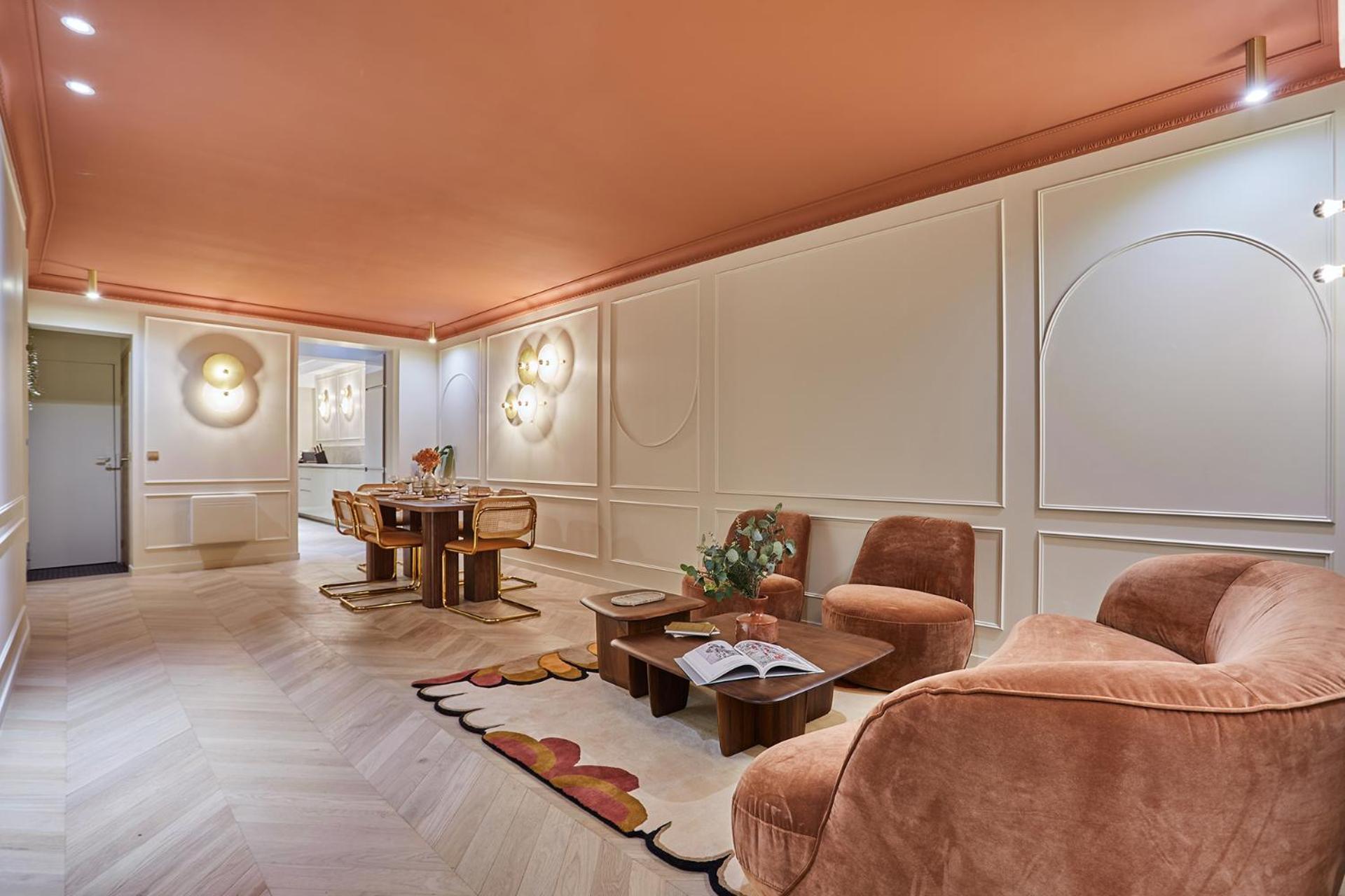 3 Bedrooms Center Of By Prestige Appartamento