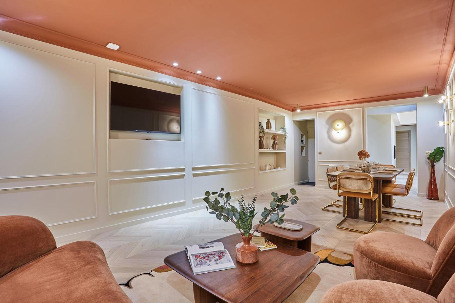 3 Bedrooms Center Of By Prestige Appartamento *